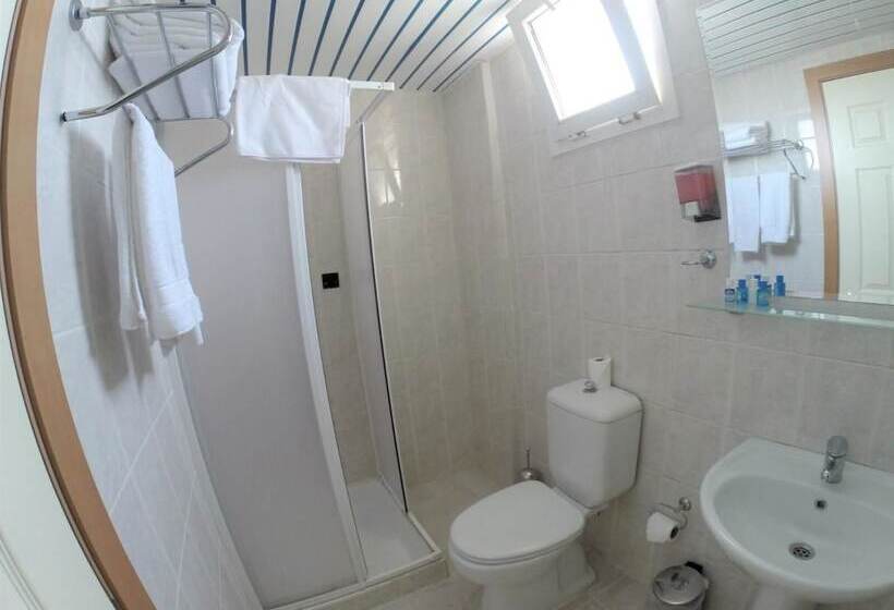 هتل Royal Nas Resort