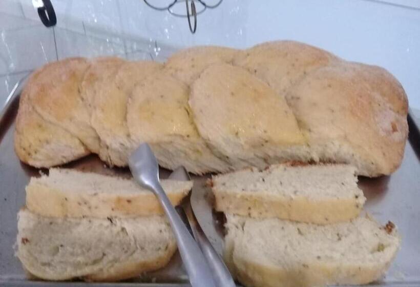 ペンション Pousada Manacá