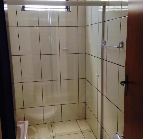 ペンション Pousada Manacá