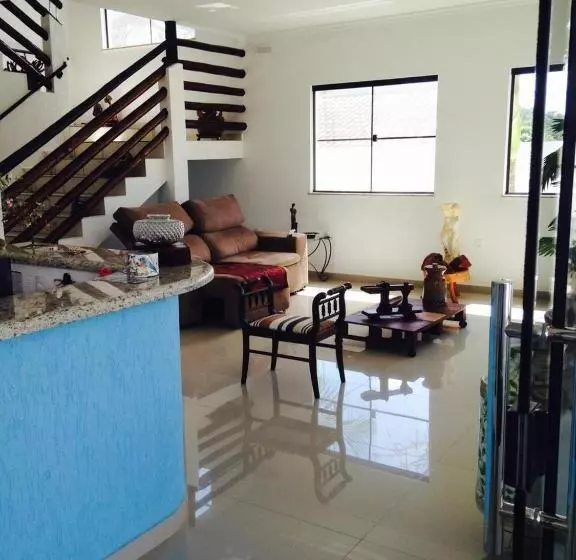 ペンション Pousada Manacá