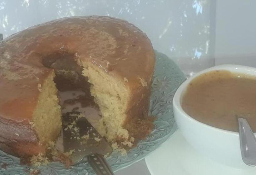 ペンション Pousada Manacá