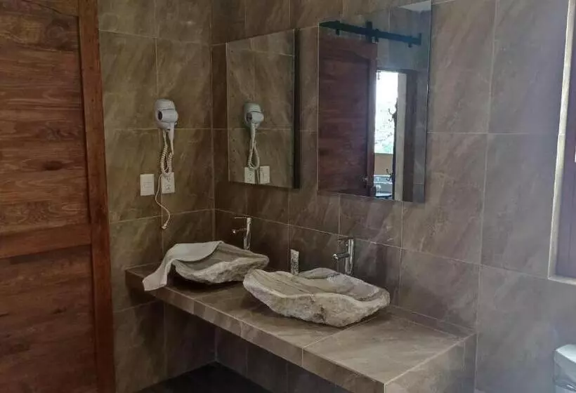 Zidada Hotel And Chalets