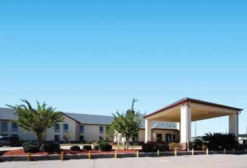 Отель Columbia Inn & Suites