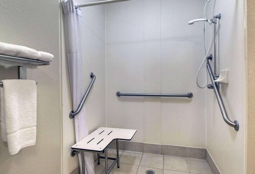 호텔 Columbia Inn & Suites