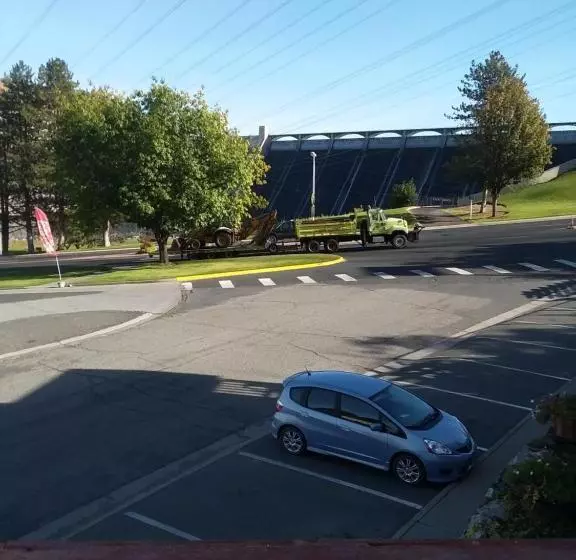 ホテル Columbia River Inn