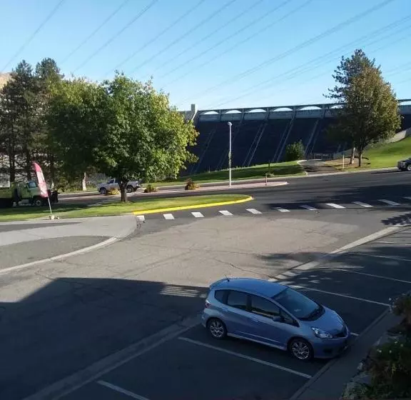 ホテル Columbia River Inn
