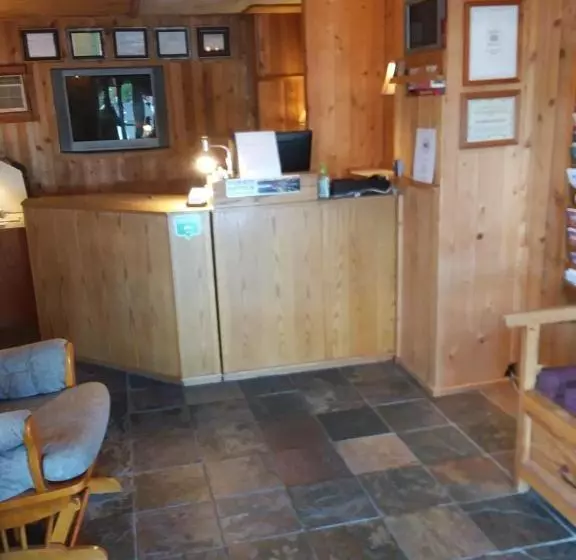 ホテル Columbia River Inn