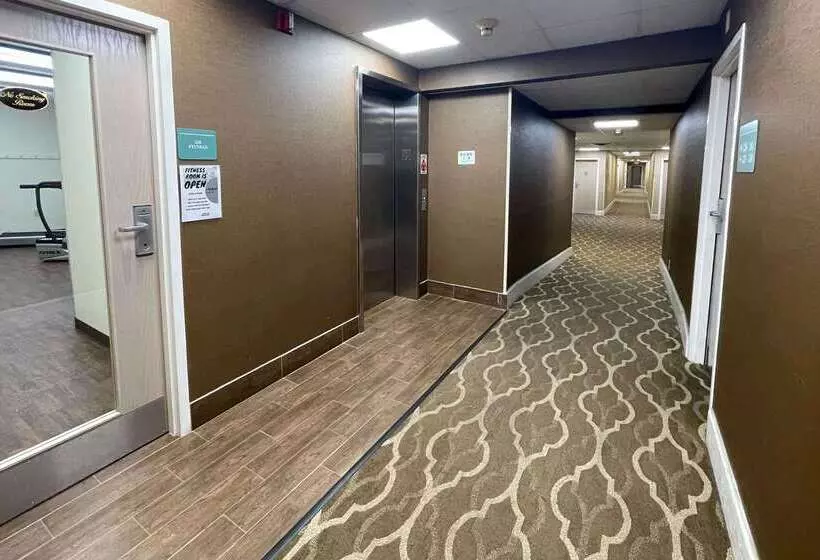 هتل Comfort Inn Pinehurst   Southern Pines