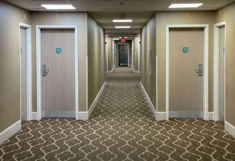 בית מלון כפרי Comfort Inn Pinehurst   Southern Pines