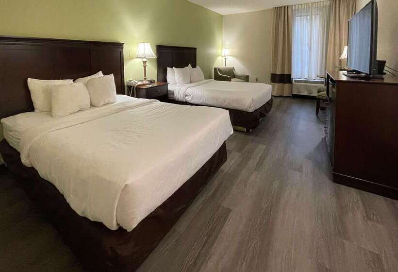 בית מלון כפרי Comfort Inn Pinehurst   Southern Pines