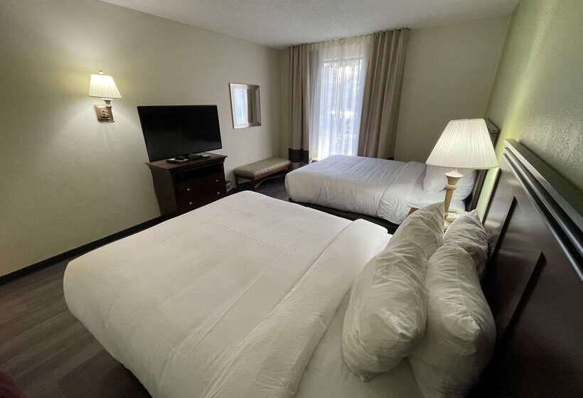 בית מלון כפרי Comfort Inn Pinehurst   Southern Pines