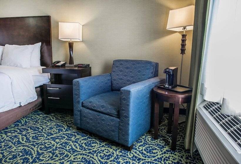 호텔 Comfort Inn & Suites Butler