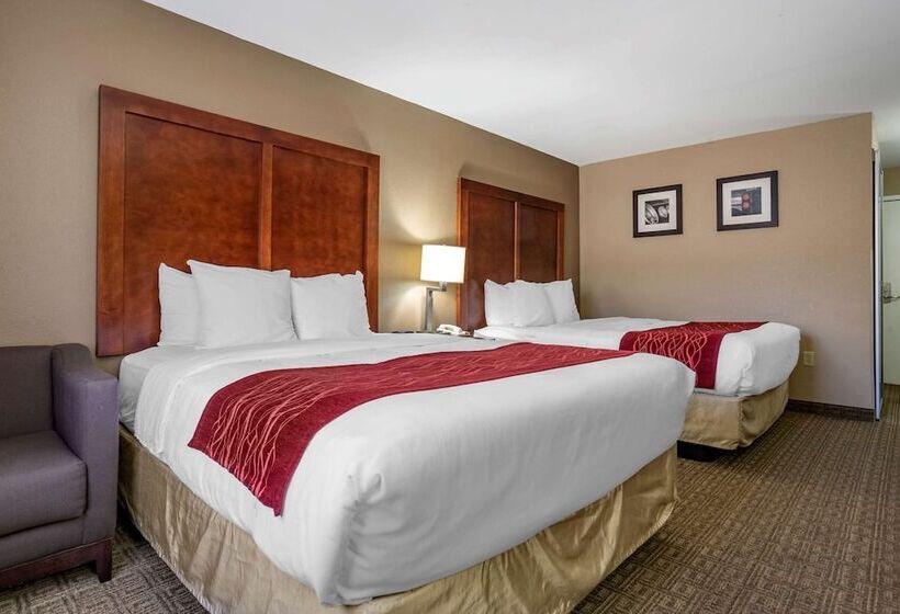 호텔 Comfort Inn & Suites Leeds I20