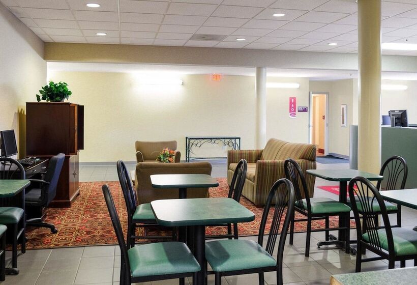 ホテル Econo Lodge