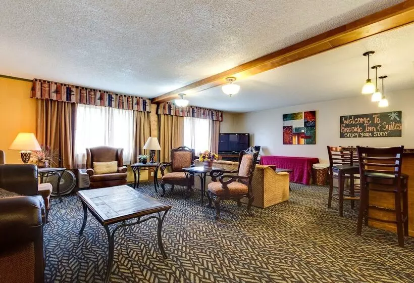 هتل Fireside Inn And Suites