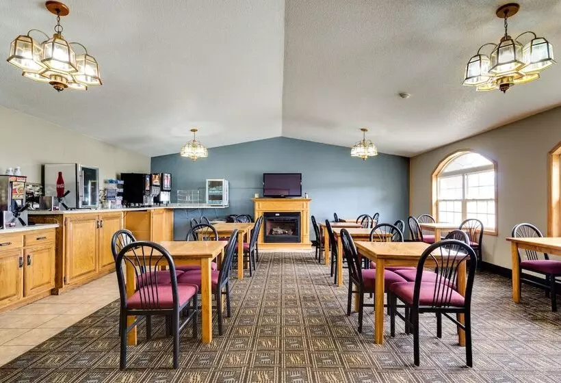 هتل Fireside Inn And Suites