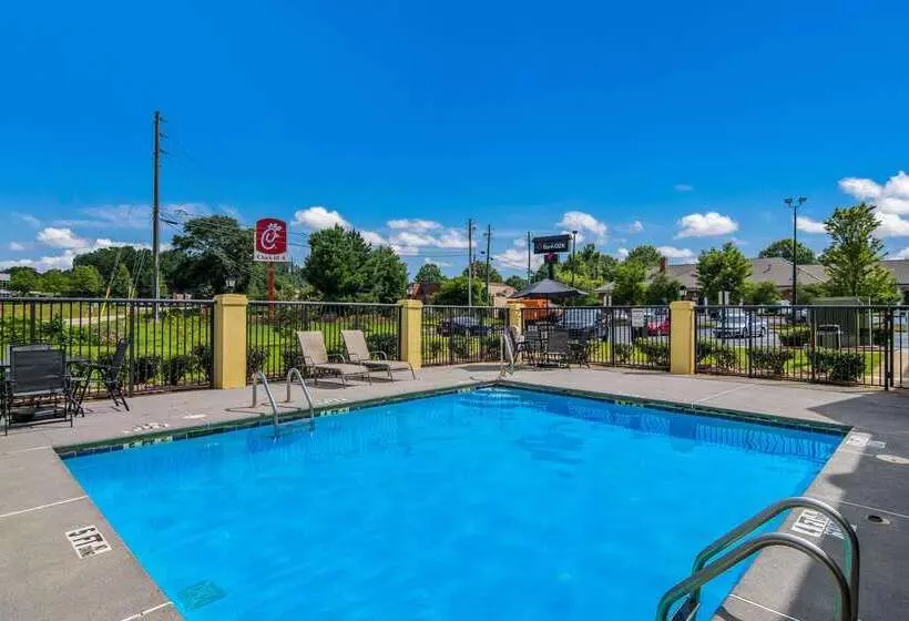 Hotel Quality Inn & Suites Canton, Ga