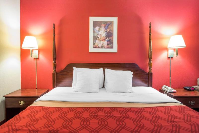 Отель Quality Inn & Suites Canton, Ga