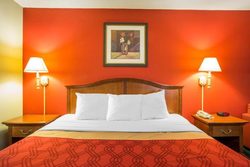 Отель Quality Inn & Suites Canton, Ga