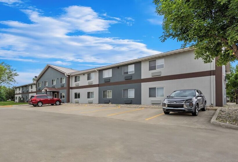 فندق Quality Inn Brookings University