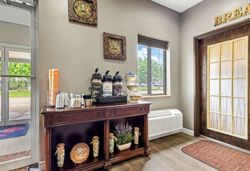 فندق Quality Inn Brookings University