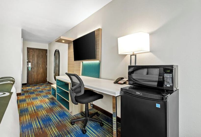 فندق Quality Inn Brookings University