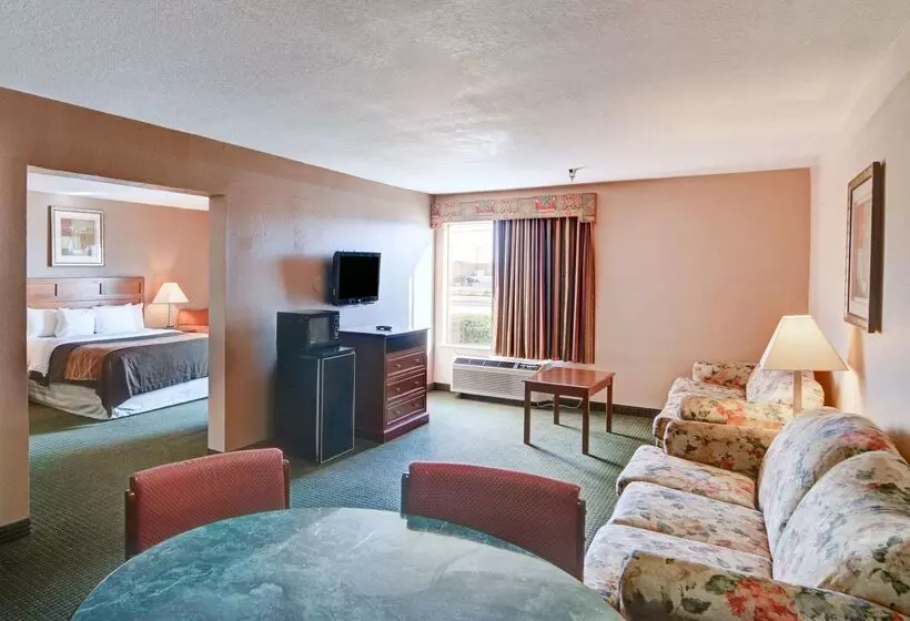 호텔 Quality Inn Forest Hill Fort Worth South