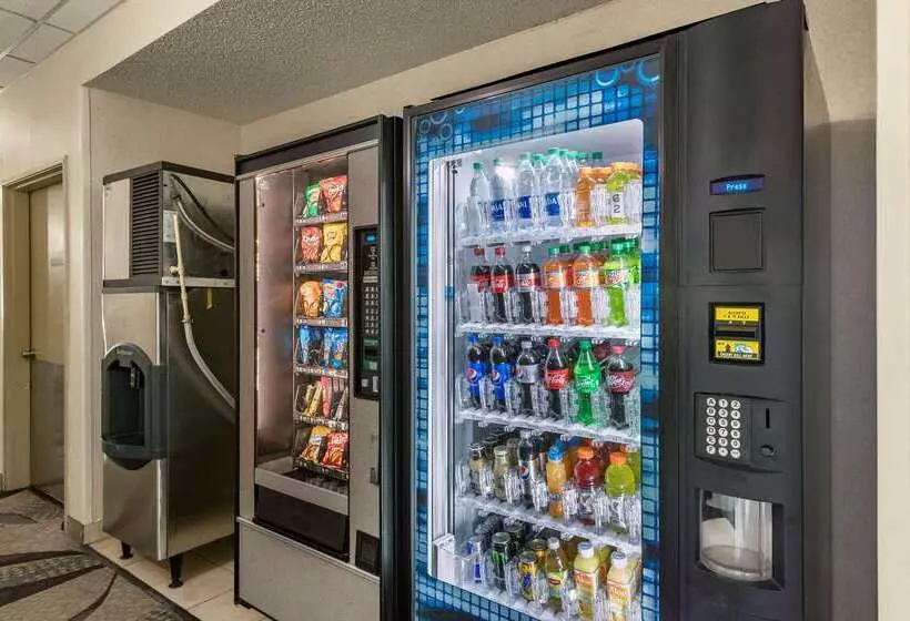 هتل Quality Inn Kirksville