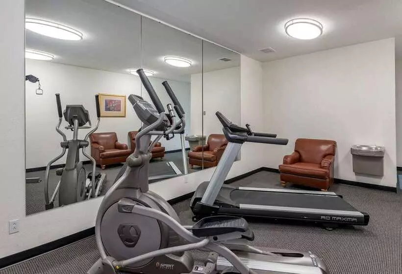 هتل Quality Inn Kirksville