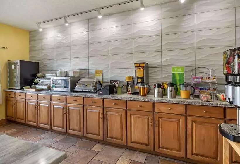 هتل Quality Inn Kirksville