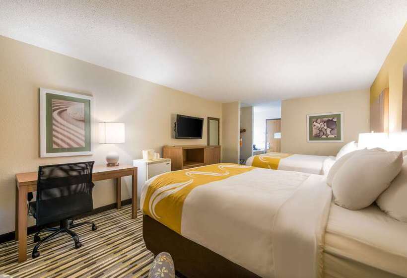 בית מלון כפרי Quality Inn Michigan City South