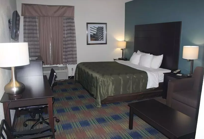 Отель Quality Inn North Vernon