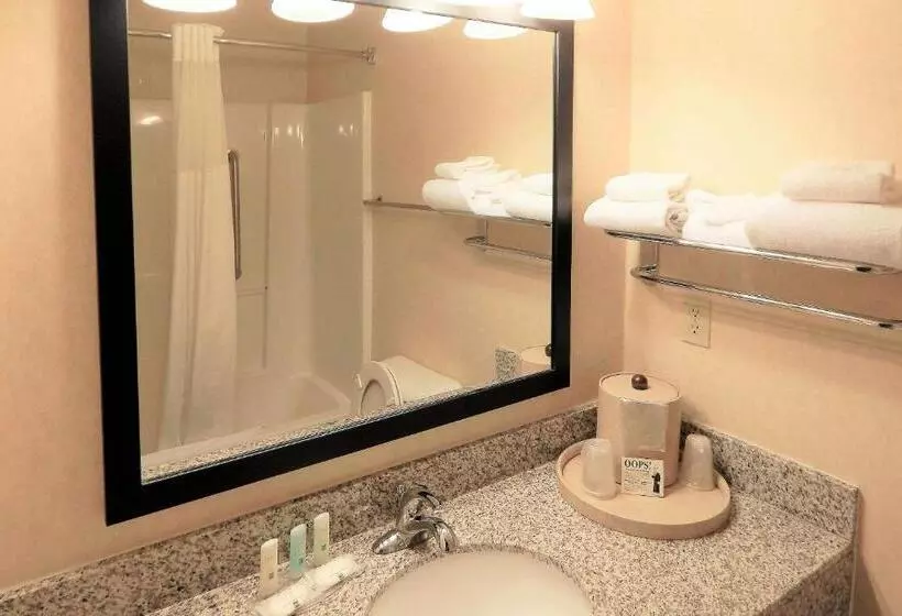 هتل Quality Inn Sheridan I 90