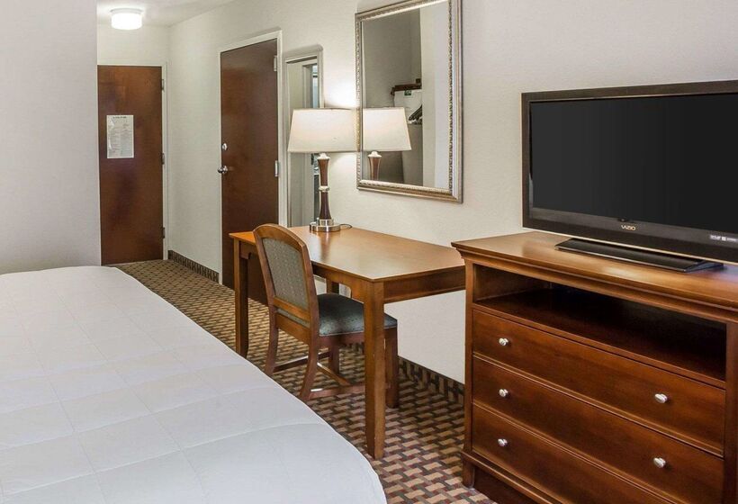 호텔 Quality Inn & Suites