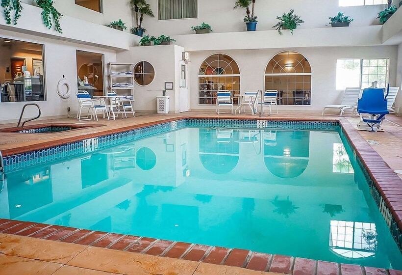 فندق Quality Inn & Suites