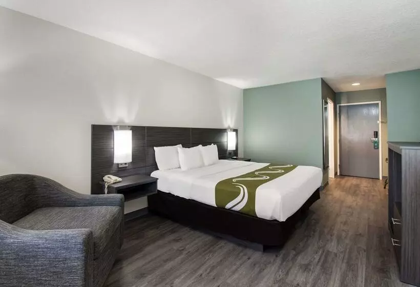 호텔 Quality Inn & Suites Wilsonville