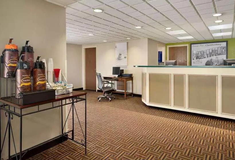 Отель Super 8 By Wyndham Chambersburg I81