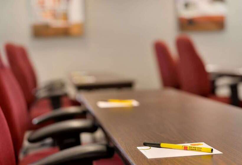 Отель Super 8 By Wyndham Chambersburg I81