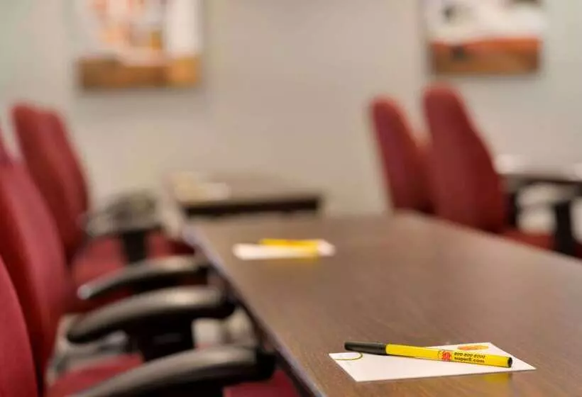 Отель Super 8 By Wyndham Chambersburg I81