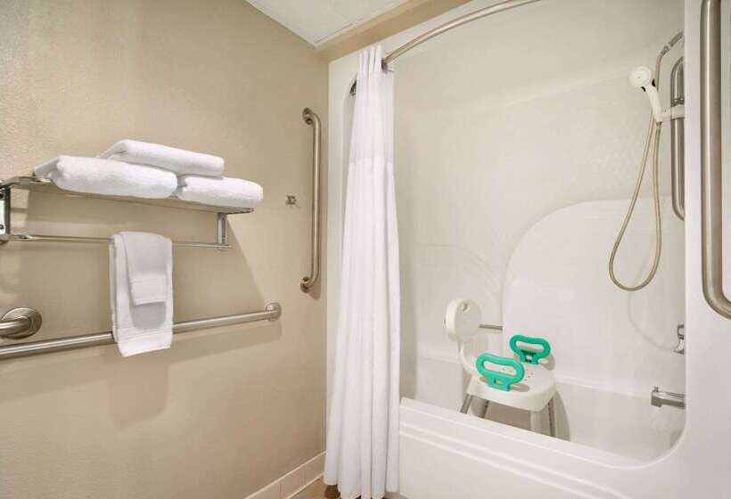 Отель Super 8 By Wyndham Chambersburg I81