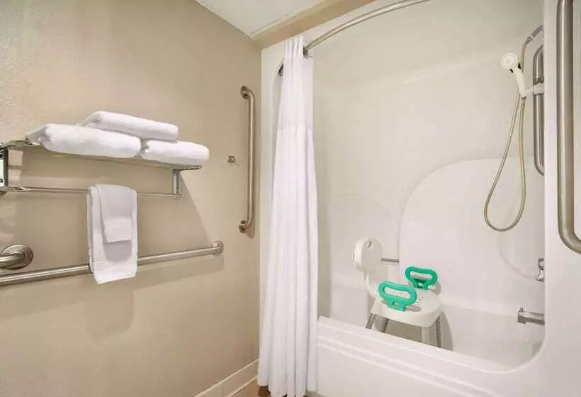 Отель Super 8 By Wyndham Chambersburg I81