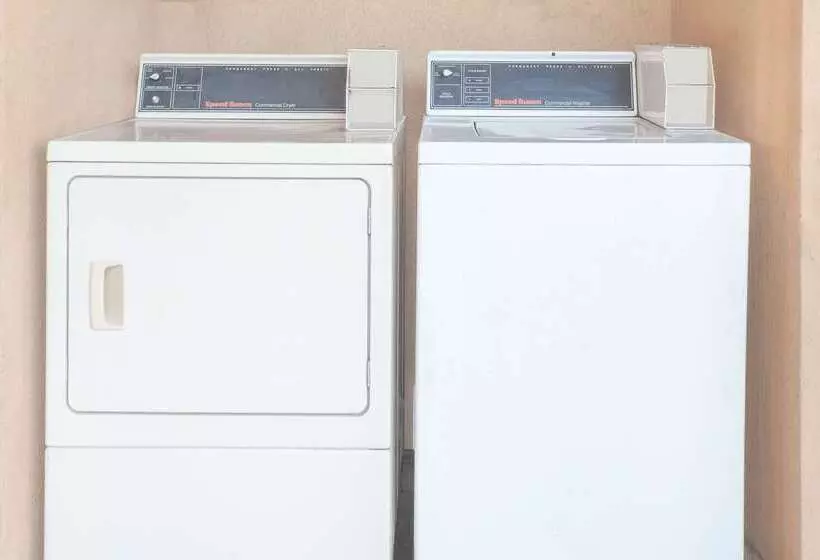 Отель Super 8 By Wyndham Corpus Christi