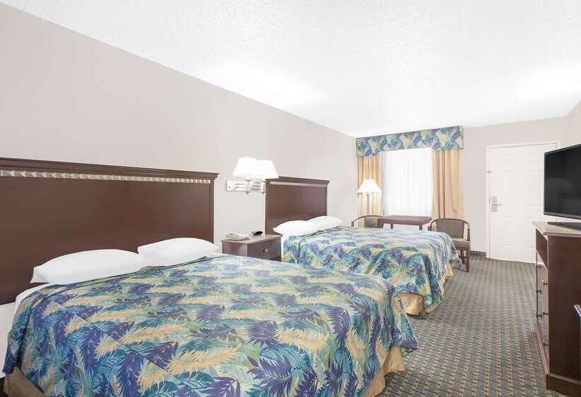 هتل Super 8 By Wyndham Corpus Christi