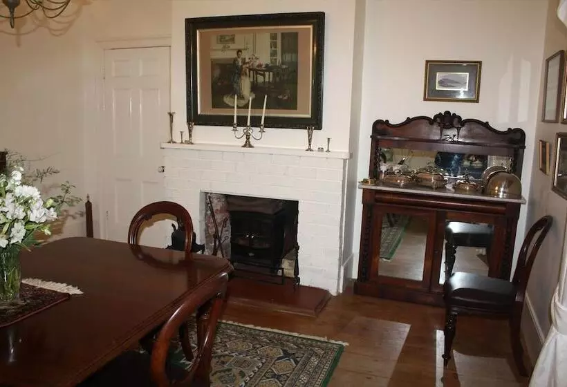 Aamiaismajoitus (B&B) Paheke Boutique Lodge