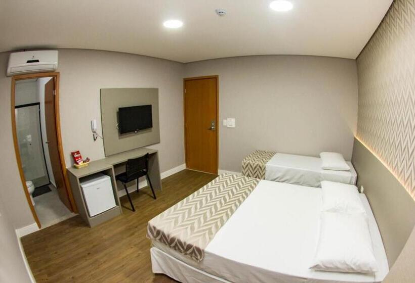 호텔 Florida Mall & Suites