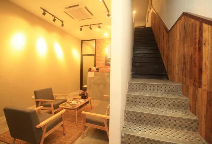 הוסטל Hornbill's Nest Kuching