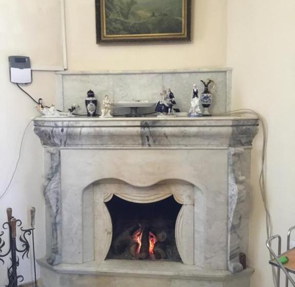 Albergue Luse Guest House