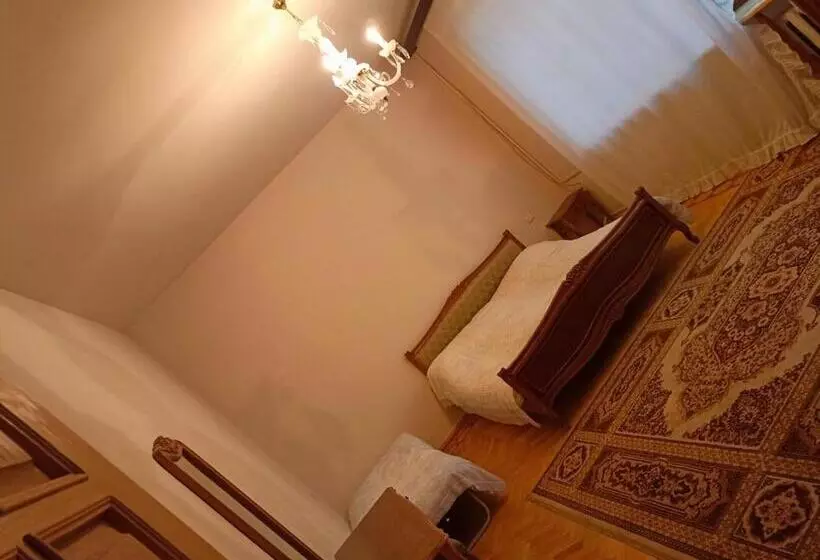 هاستل Luse Guest House