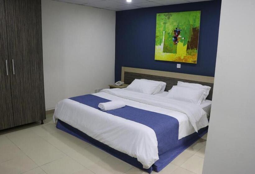 تختخواب و صبحانه The Cate House