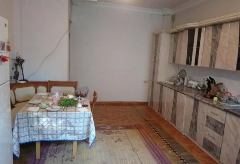 هاستل Luse Guest House